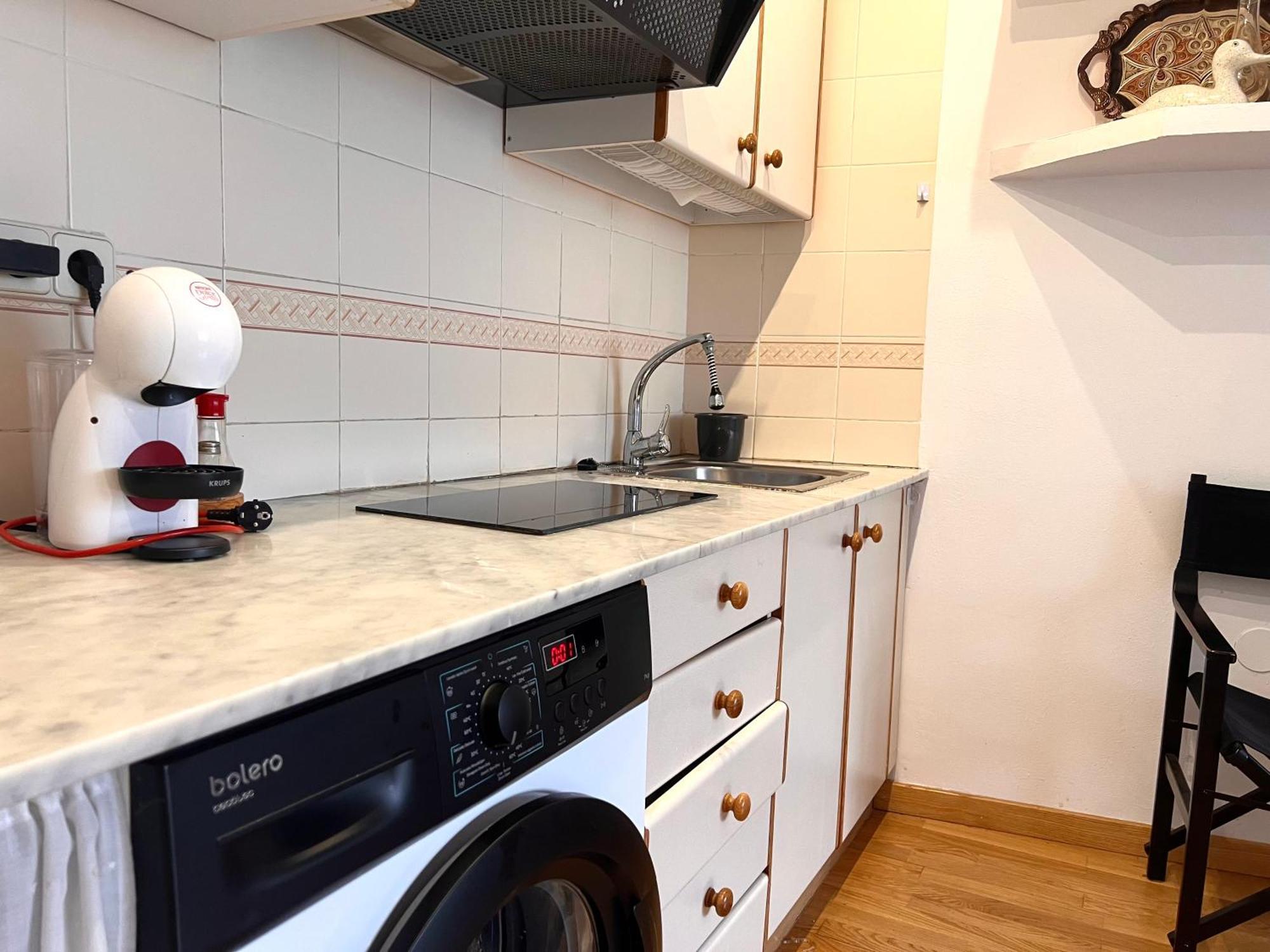 Apartamento Centrico Con Parking - L'Amfitriona Rialp Extérieur photo